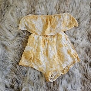 Le Lis Yellow Tie Dye Romper 💛